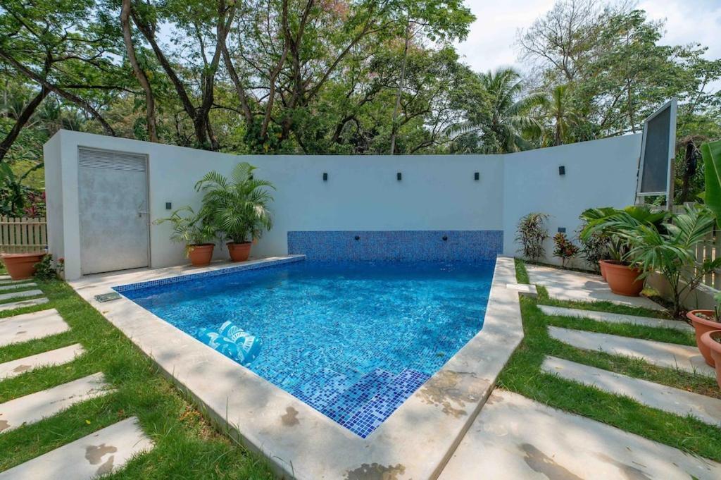ווסט אנד Cozy Beach Villa At The Shores 5 Minutes From The Beach מראה חיצוני תמונה